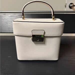 Kate Spade White Voyage Box Bag